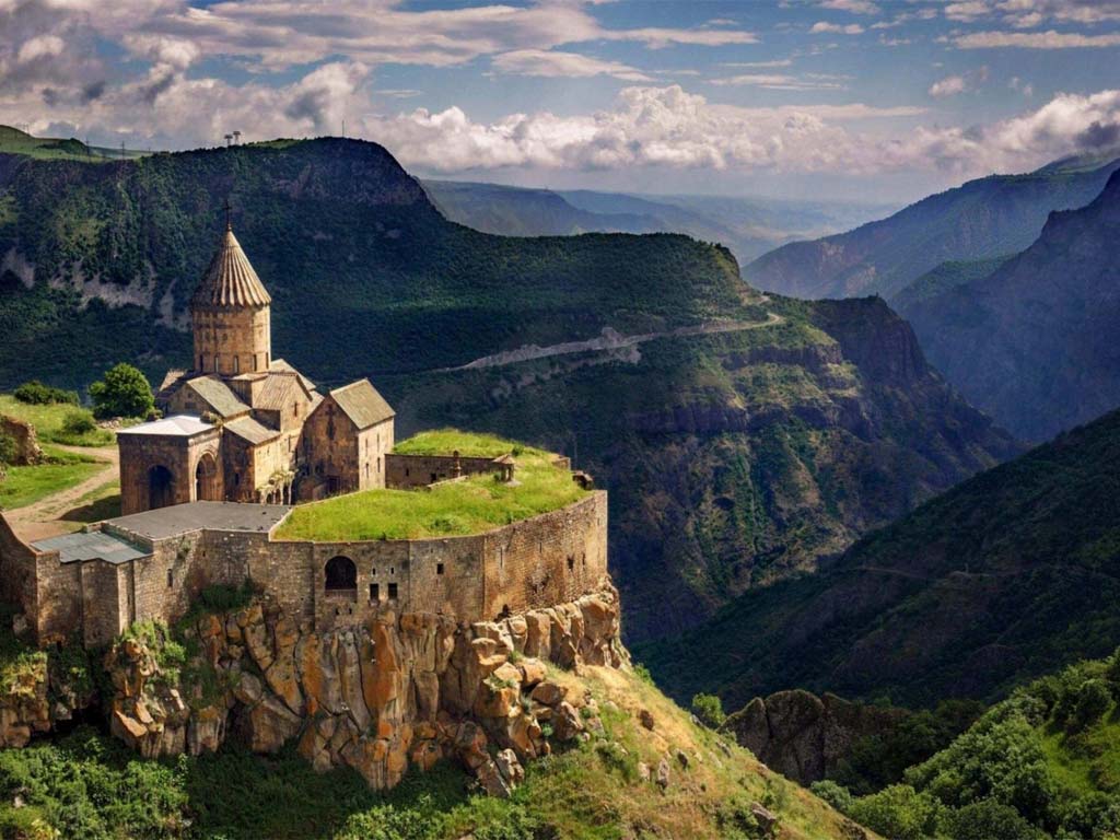 15 مکان دیدنی که باید در ارمنستان ببینید