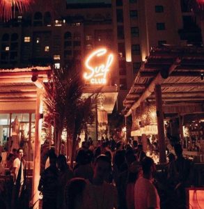 کلاب ساحلی Surf Club Dubai